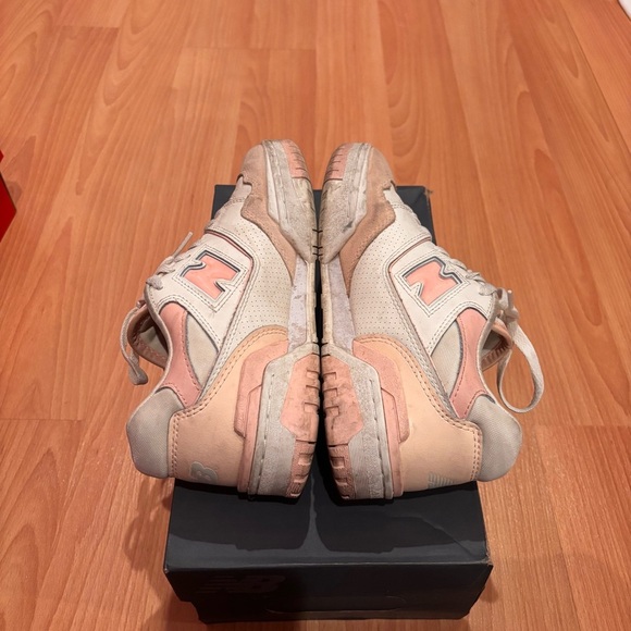 New Balance 550 Women’s Sneakers in Peach Pink and Beige - Picture 8 of 10